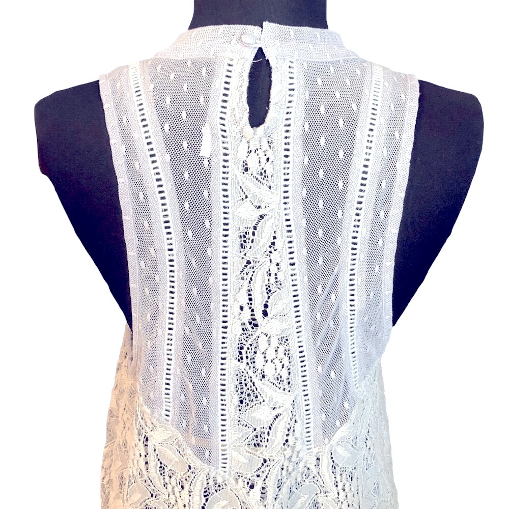 Free People S/PLight Blue Gray Modern Dot Lace High Neck Fashion Tunic Top Small - Picture 6 of 13